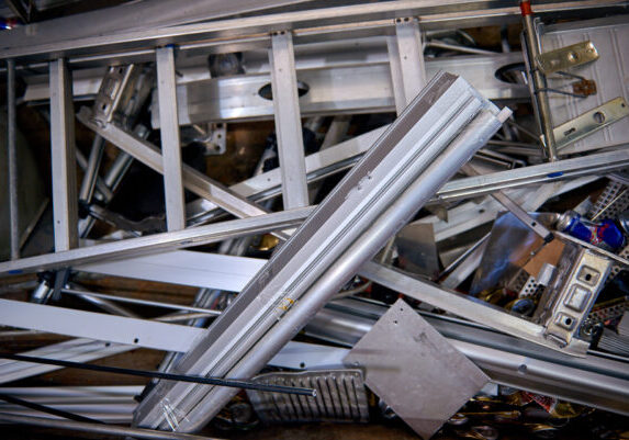 Aluminium tuinmeubels inleveren bij Schenk Recycling Almere